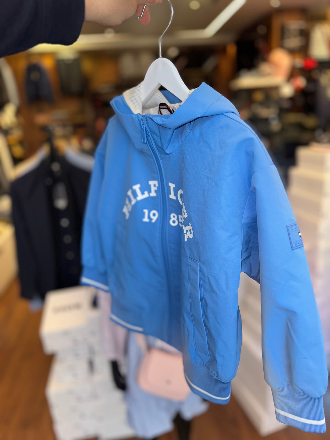 Veste Tommy Hilfiger bleu pour enfant bomber 1985 avec monotype hilfiger
