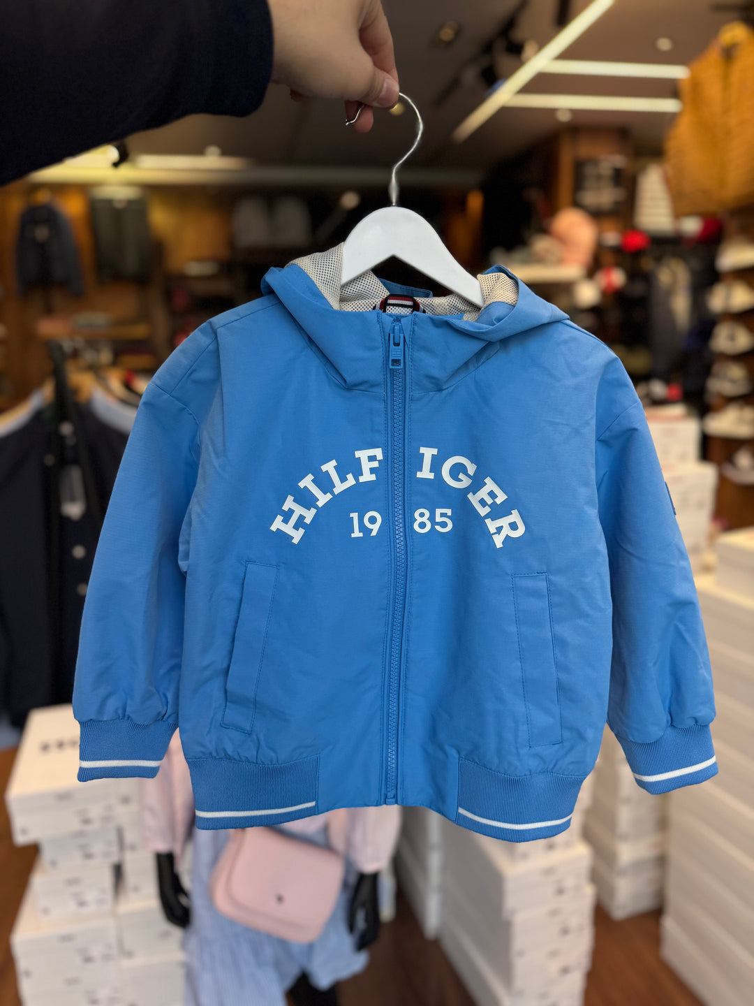 Veste Tommy Hilfiger bleu pour enfant bomber 1985 avec monotype hilfiger